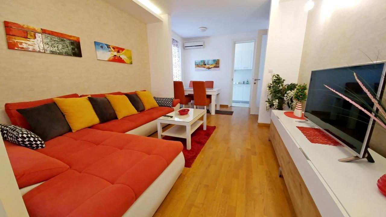 Apartments Belville Lux Belgrado Esterno foto