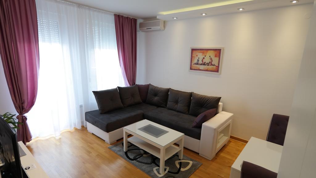 Apartments Belville Lux Belgrado Esterno foto