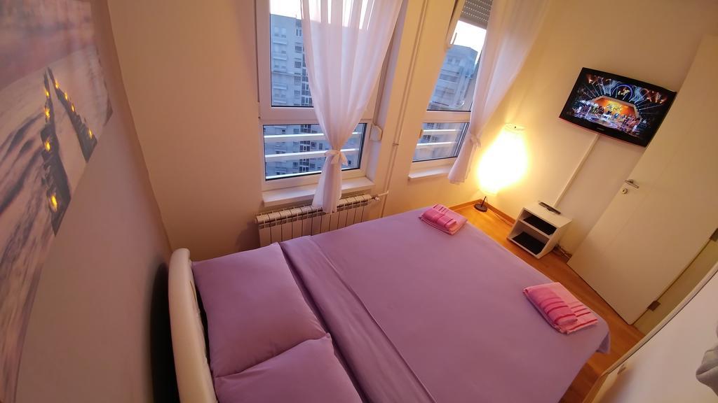 Apartments Belville Lux Belgrado Esterno foto